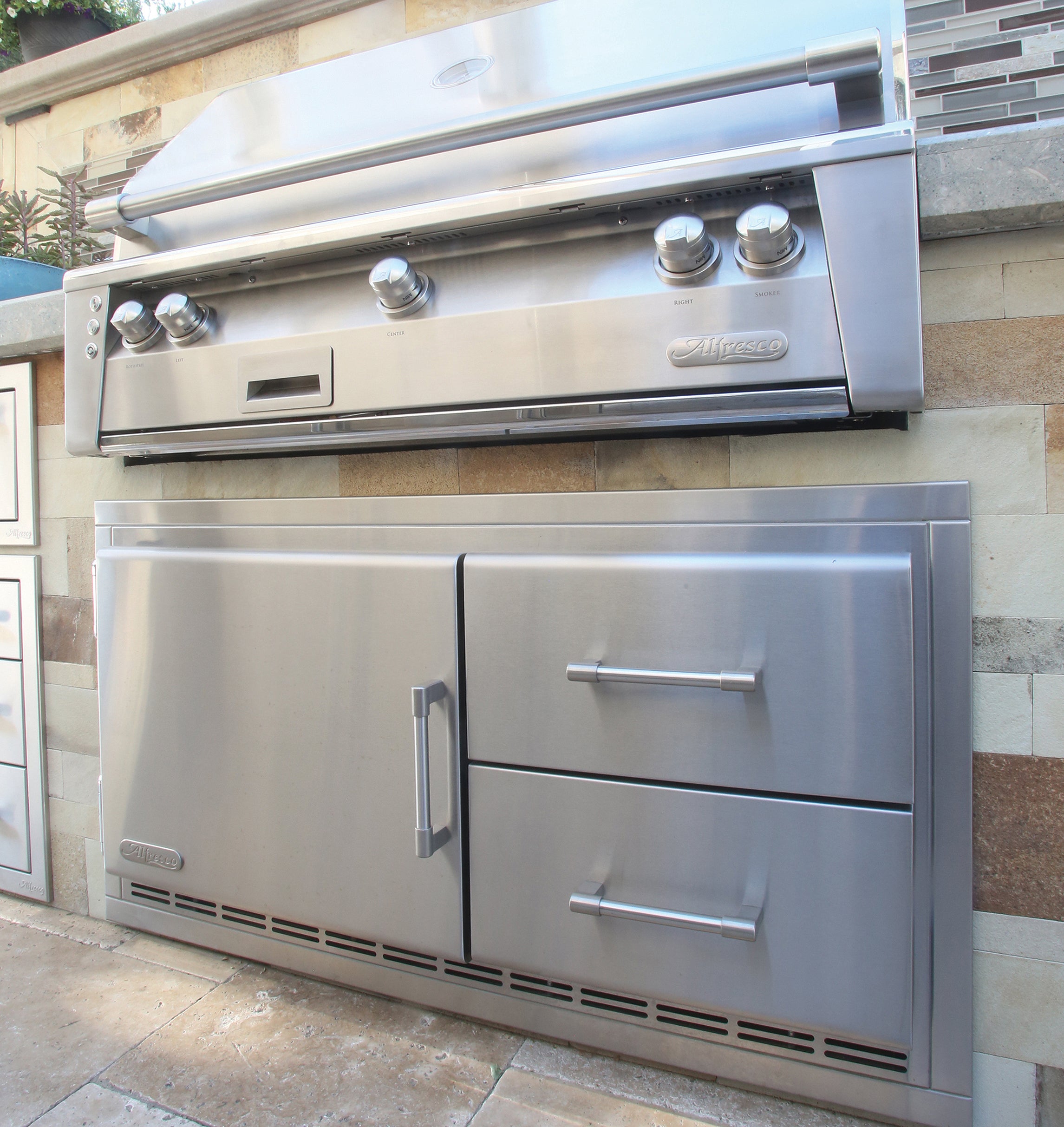 Alfresco ALXE 56" Luxury All-Grill on Refrigerated Base