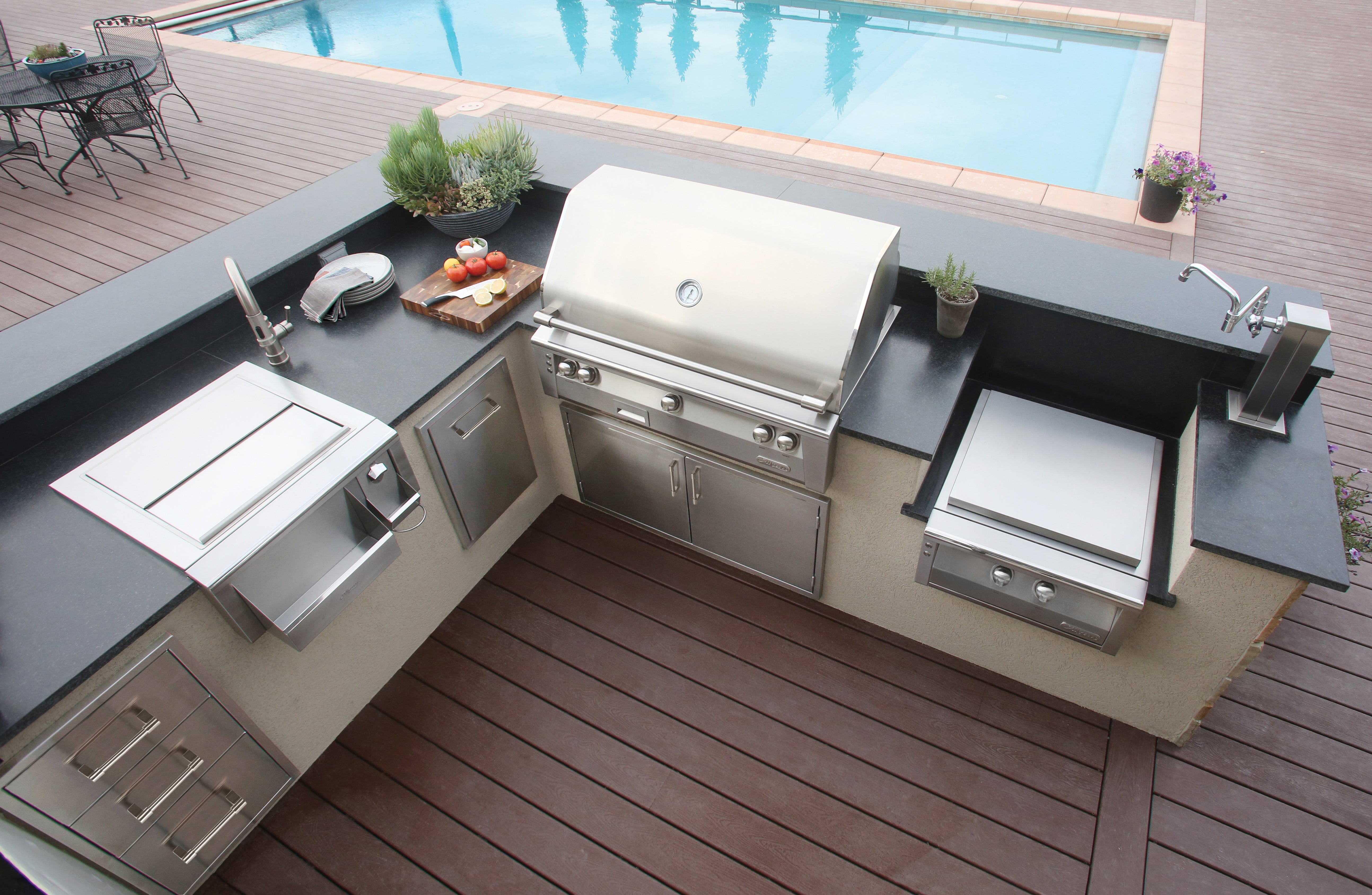 Alfresco ALXE 56" Luxury All-Grill (Built-In)