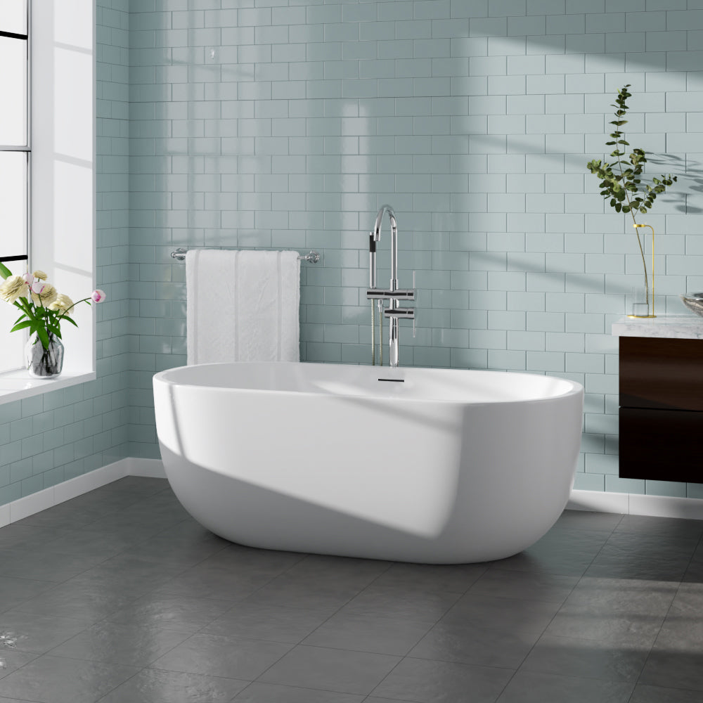 MAGNUS HOME PRODUCTS Foster Acrylic Freestanding Tub With Insulation