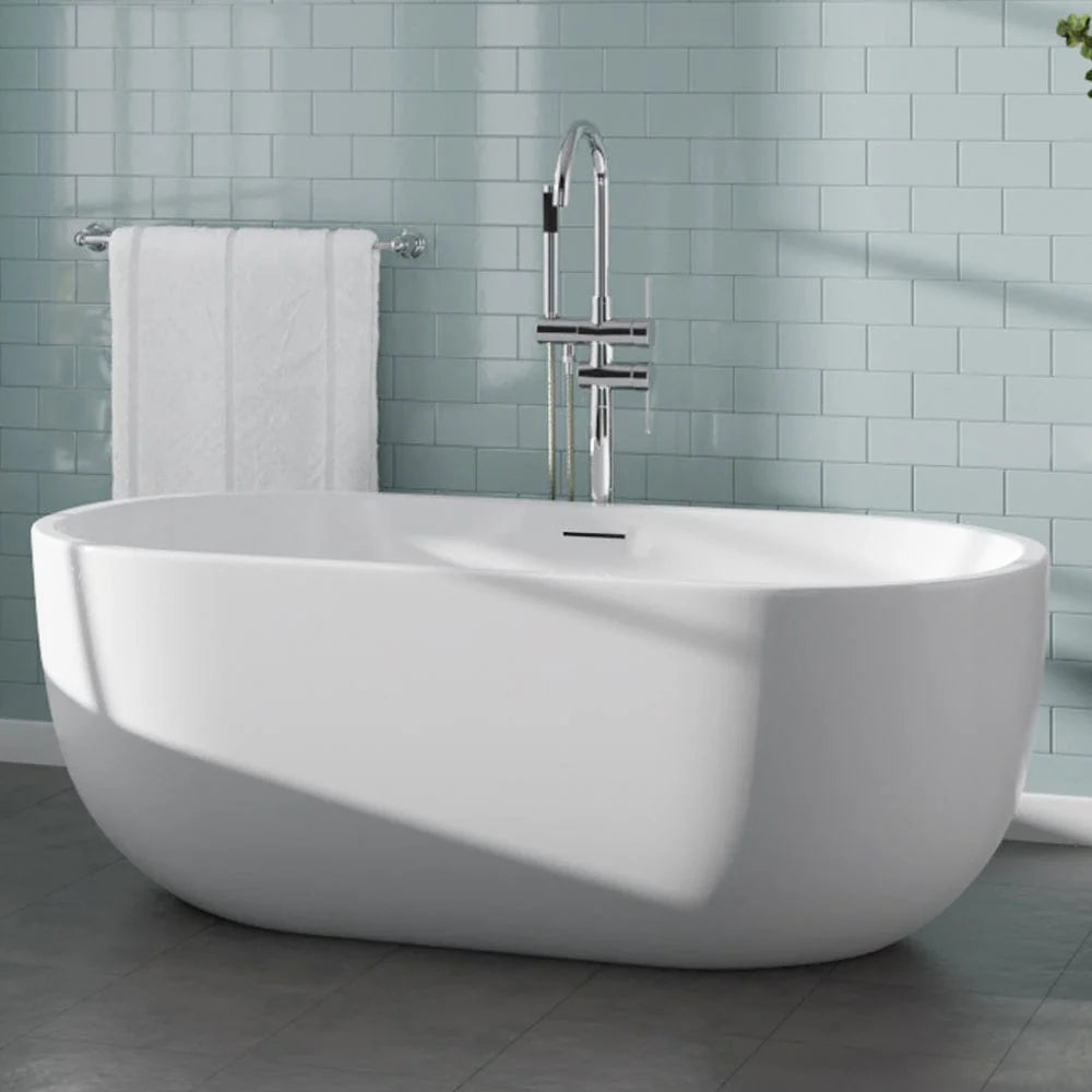 MAGNUS HOME PRODUCTS Foster Acrylic Freestanding Tub With Insulation